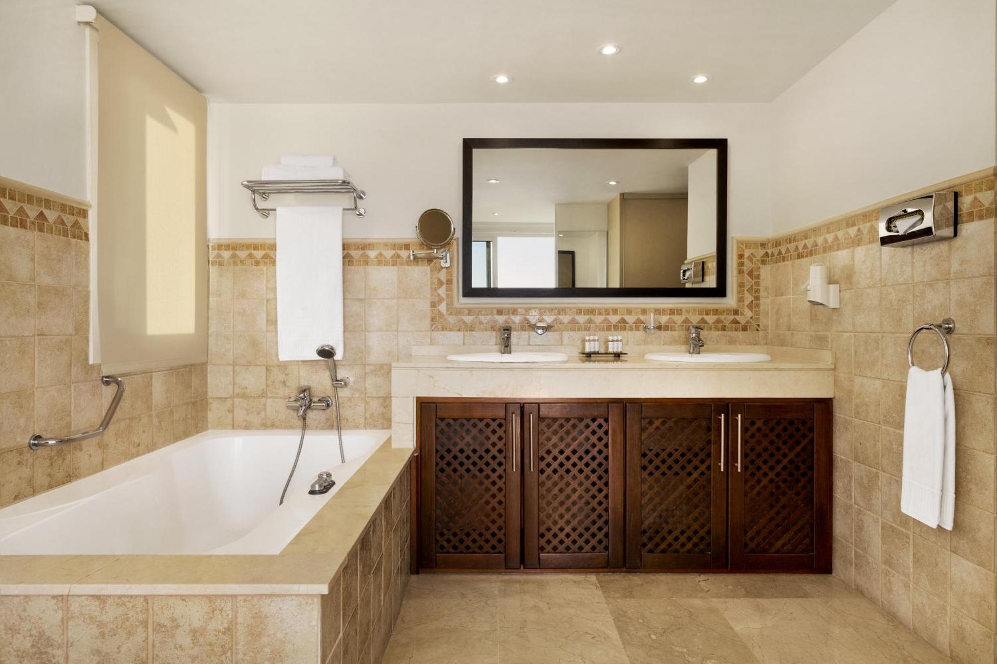 Wyndham Residences Costa Adeje ภายนอก รูปภาพ